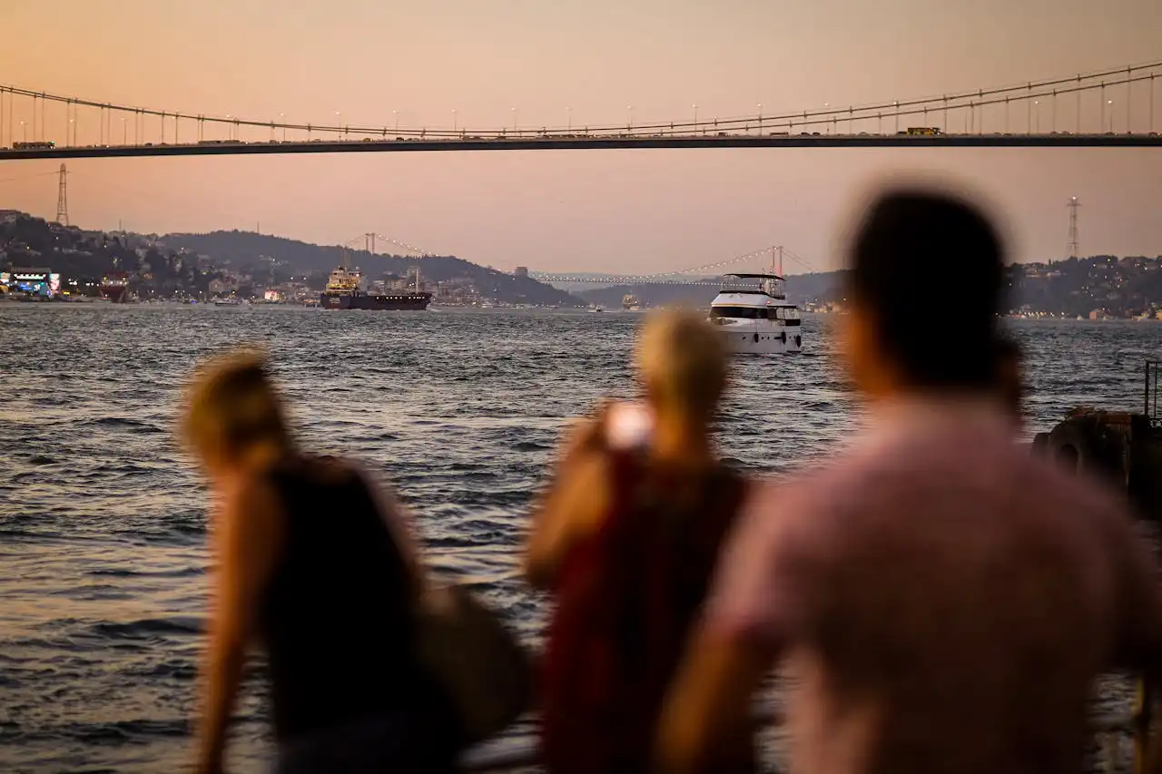 Istanbul Bosphorus Sunset Cruise Tour - Gallery Image 1